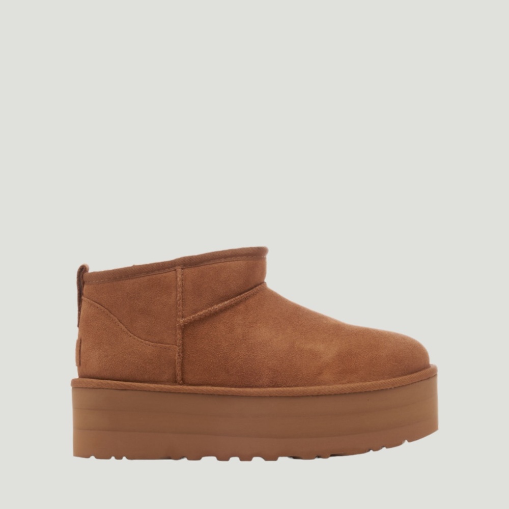 Women's UGG Classic Ultra Mini Platform in Chestnut Suede. [1135092]
